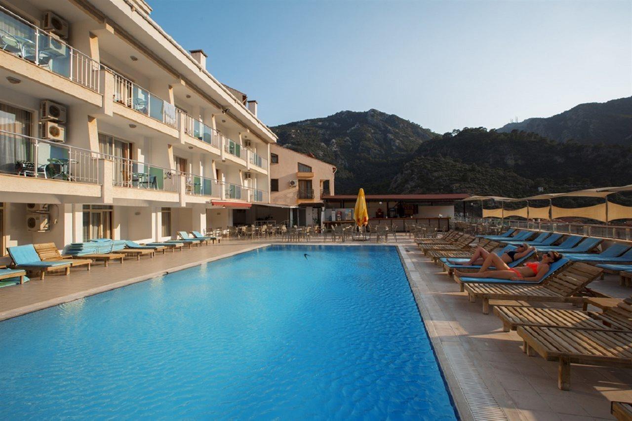 Meric Hotel Turunç Exterior photo